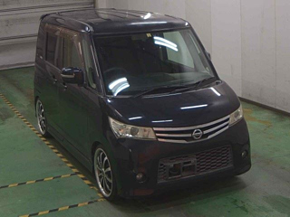 NISSAN ROOX 2012