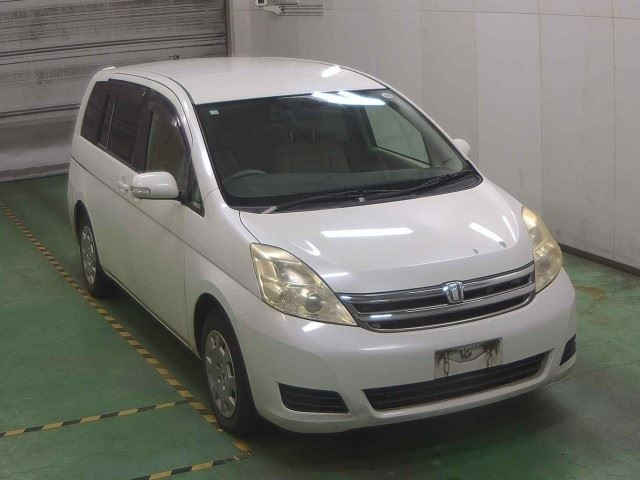 TOYOTA ISIS 2008