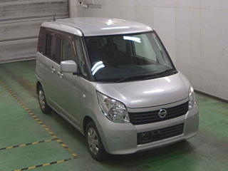 NISSAN ROOX 2010