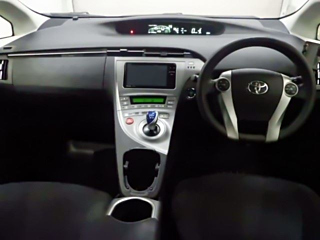 TOYOTA PRIUS 2015