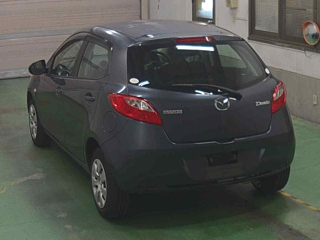 MAZDA DEMIO 2010