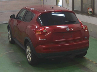 NISSAN JUKE 2010