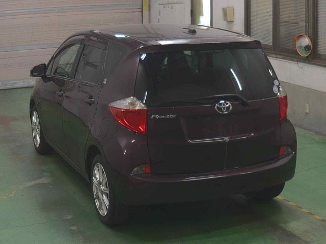 TOYOTA RACTIS 2010