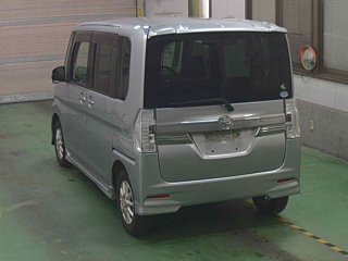 DAIHATSU TANTO 2014