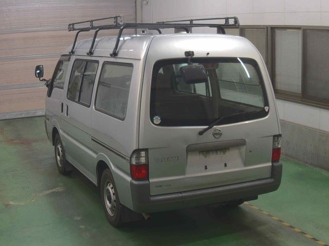 NISSAN VANETTE VAN 2009