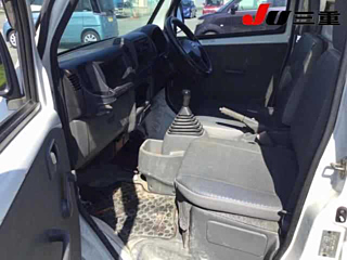 NISSAN CLIPPER TRUCK 2013