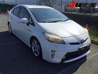 TOYOTA PRIUS 2011