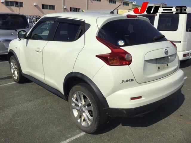 NISSAN JUKE 2012