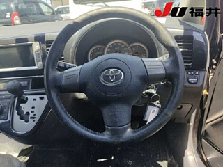 TOYOTA WISH 2008