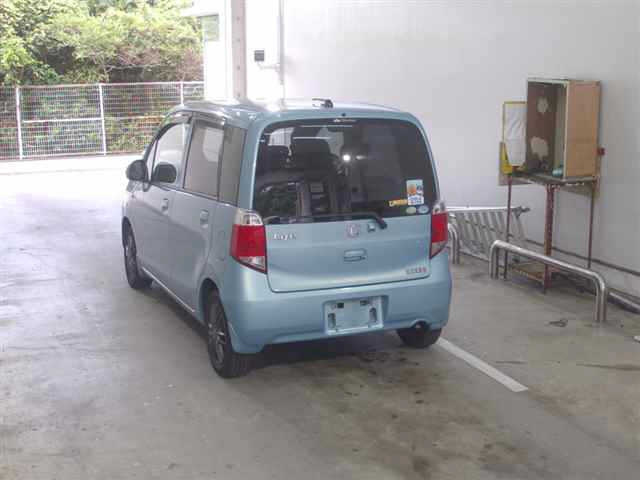 HONDA LIFE 2011