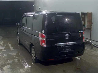 HONDA STEP WAGON 2010