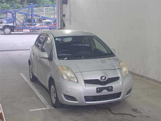 TOYOTA VITZ 2009