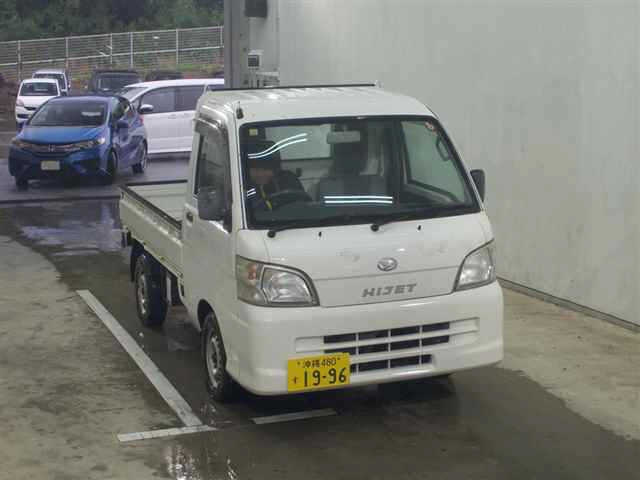 DAIHATSU HIJET TRUCK 2013