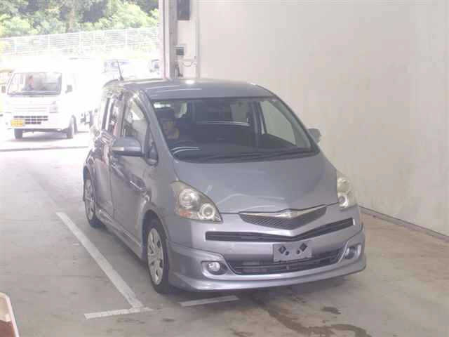 TOYOTA RACTIS 2010
