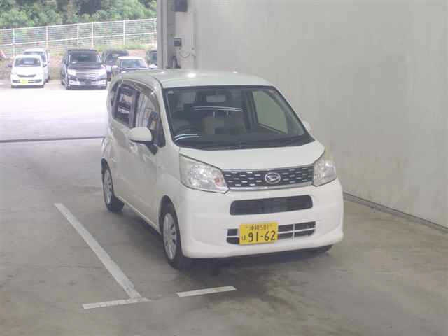 DAIHATSU MOVE 2015