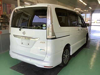 NISSAN SERENA 2014