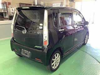 DAIHATSU MOVE 2011