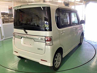 DAIHATSU TANTO 2009