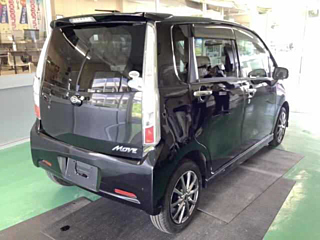 DAIHATSU MOVE 2011
