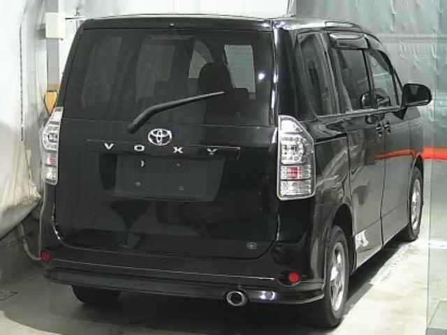 TOYOTA VOXY 2012