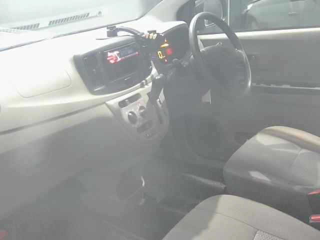 DAIHATSU MIRA E S 2014
