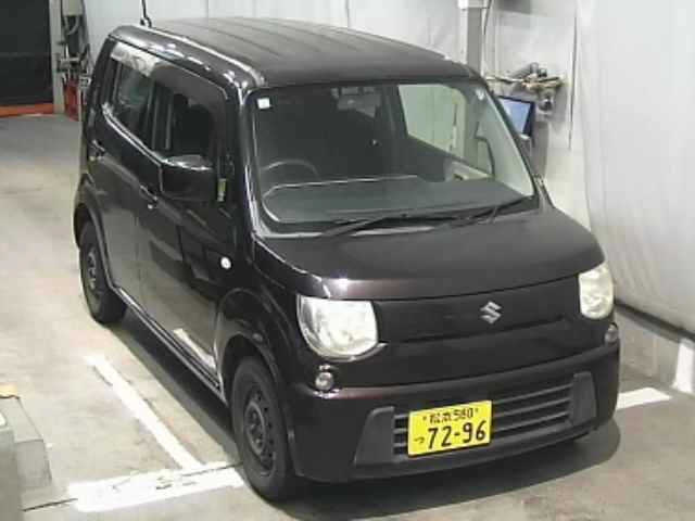 SUZUKI MRWAGON 2011