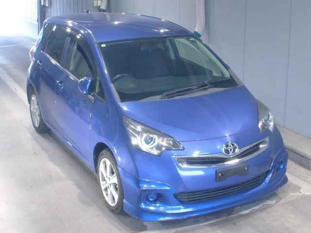 TOYOTA RACTIS 2014