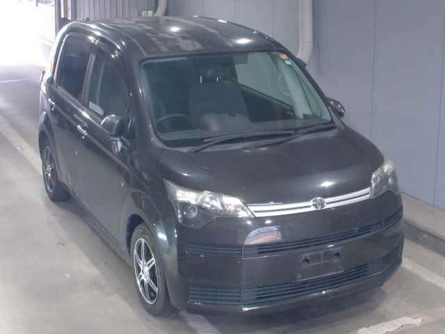 TOYOTA SPADE 2016