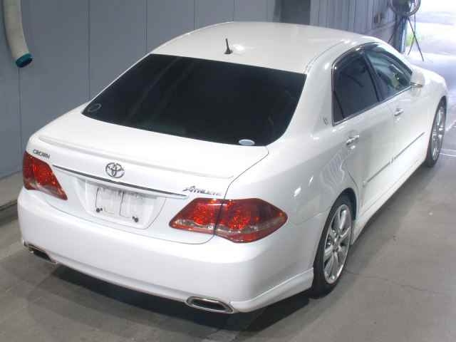 TOYOTA CROWN 2009