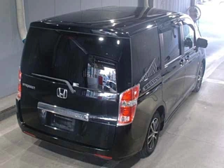 HONDA STEP WAGON 2010