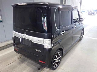 DAIHATSU TANTO 2012