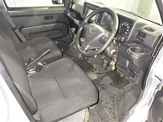 DAIHATSU HIJET VAN 2019