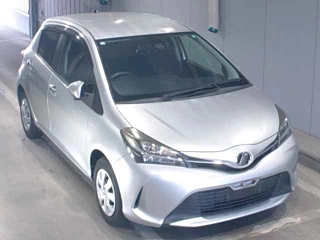 TOYOTA VITZ 2016