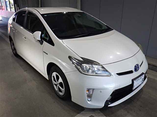 TOYOTA PRIUS 2013