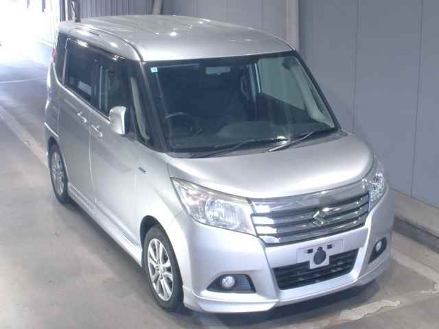 SUZUKI SOLIO 2015