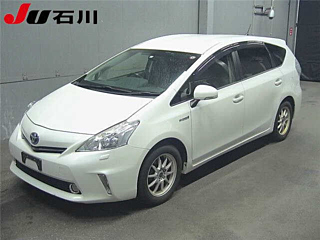 TOYOTA PRIUS ALPHA 2012