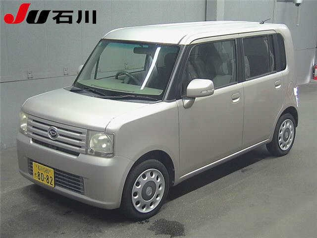 DAIHATSU MOVE CONTE 2011