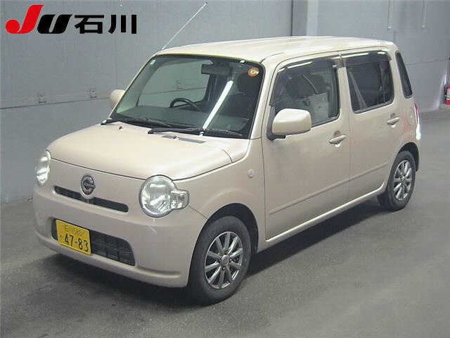 DAIHATSU MIRA 2010