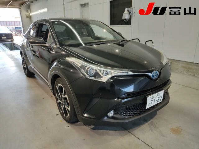 TOYOTA C-HR 2017