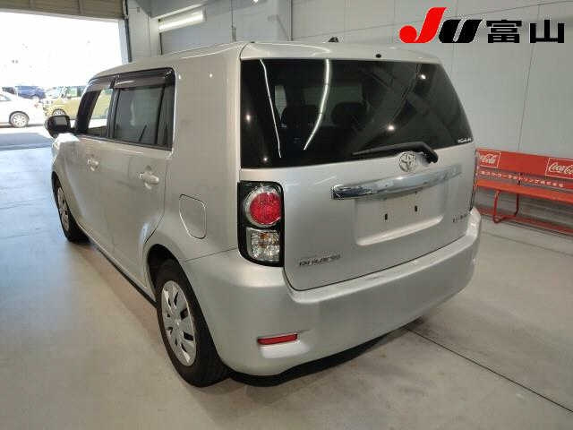 TOYOTA COROLLA RUMION 2010