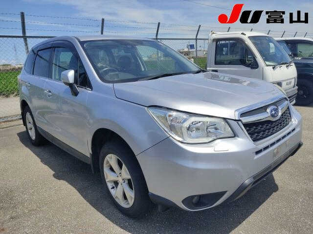 SUBARU FORESTER 2015