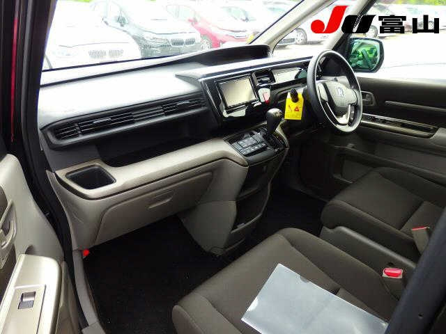 HONDA STEP WAGON 2019