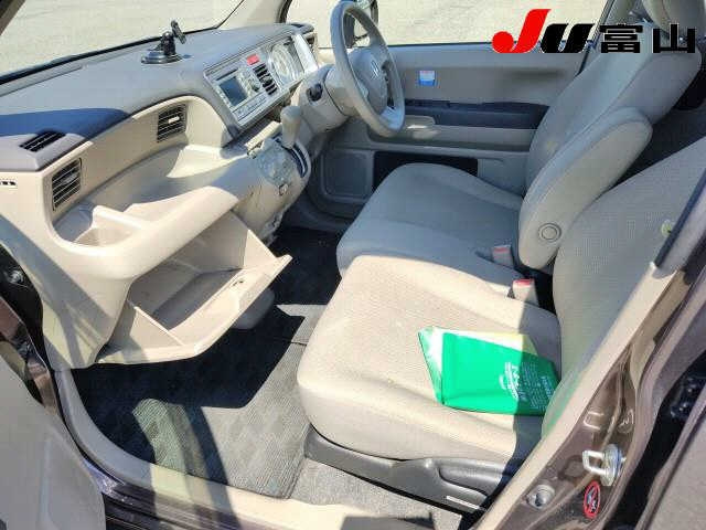 HONDA LIFE 2011