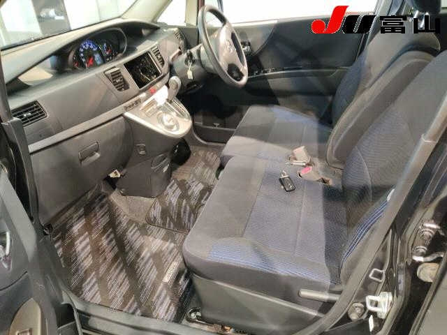 DAIHATSU MOVE 2010