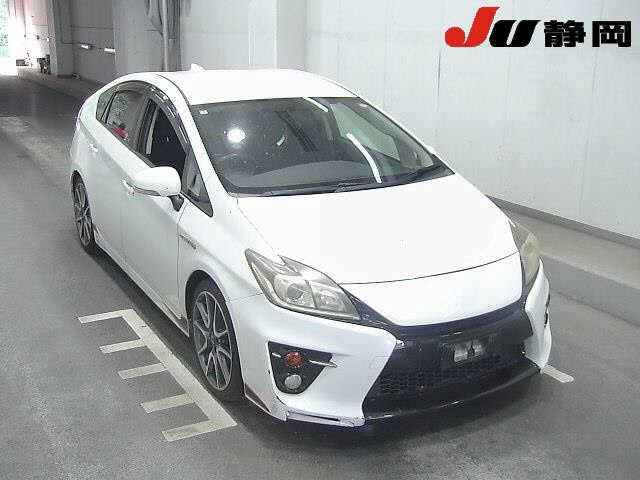 TOYOTA PRIUS 2012