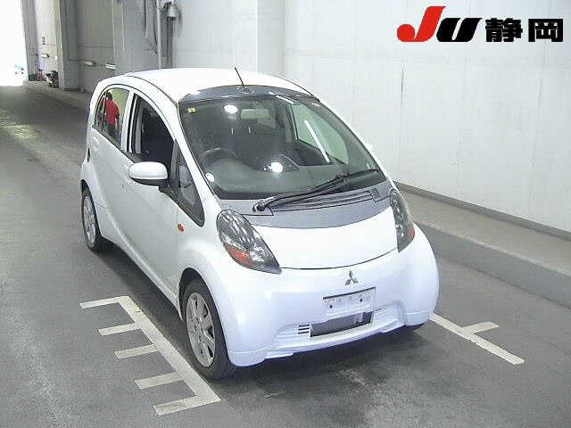 MITSUBISHI I 2010