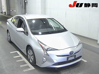 TOYOTA PRIUS 2016