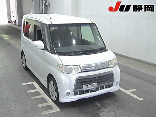DAIHATSU TANTO 2010