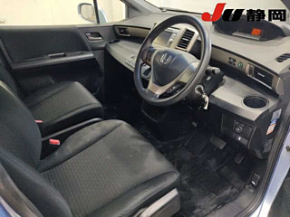 HONDA FREED 2013