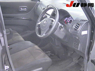 NISSAN ROOX 2012